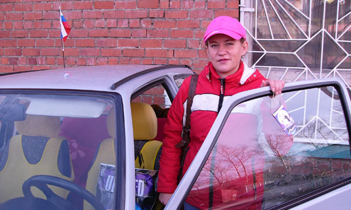 Первый подобный конкурс проводился в нашем городе в 2008 году. Тогда его победительницей стала Надежда Логиновских на автомобиле «Ока».