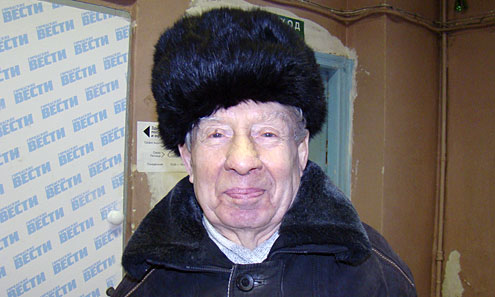 Алексей Владимирович Викулов — участник и инвалид Великой  Отечественной войны. 